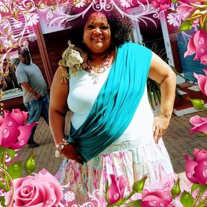 Meet your Posher, Rita